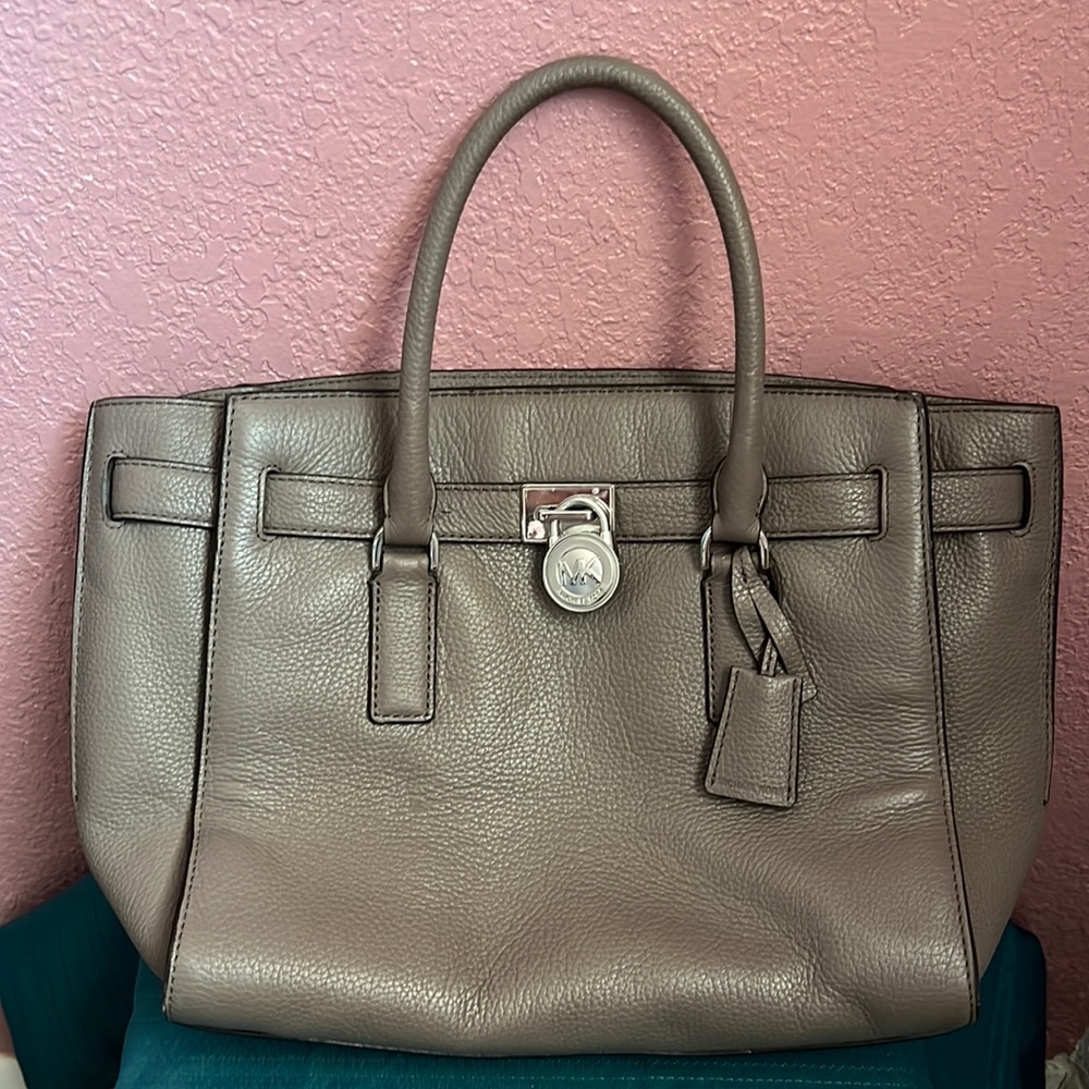 Michael Kors purse